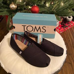 New! Toms Alpargata shoes in Black. Size 8